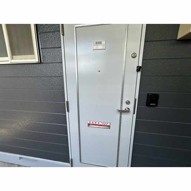 16/17 エントランス