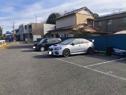 14/14 駐車場