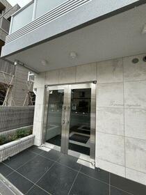 14/15 エントランス