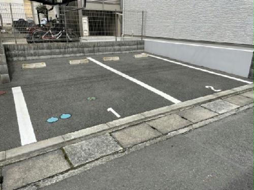 3/3 駐車場