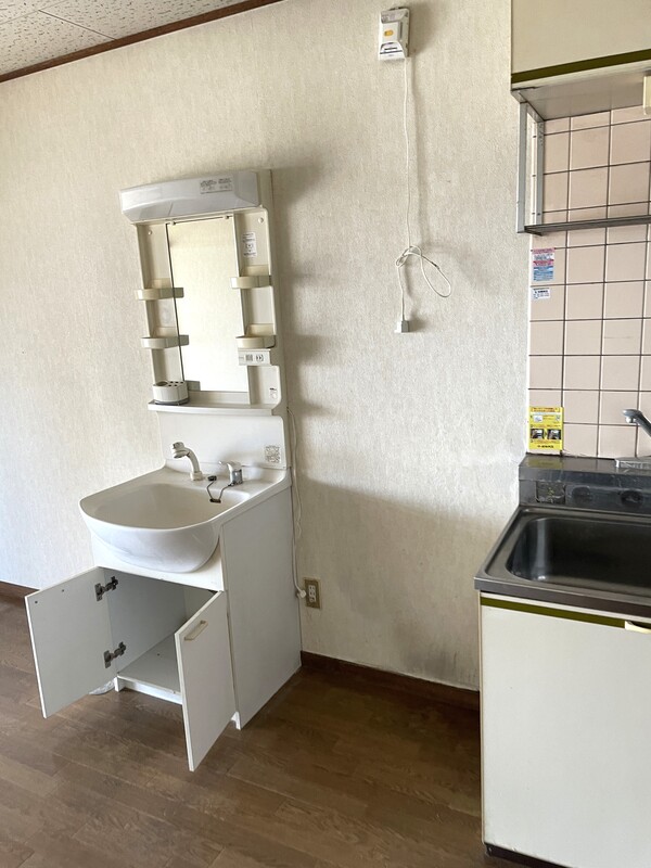 14/18 洗面