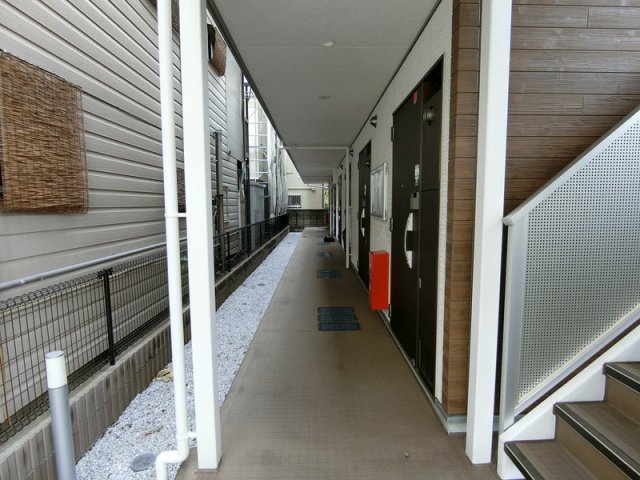 18/18 エントランス