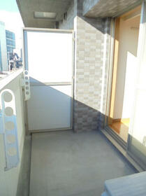 13/16 バルコニー