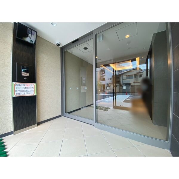 19/29 エントランス