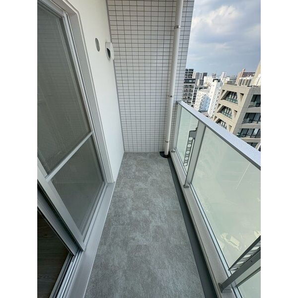 13/20 バルコニー