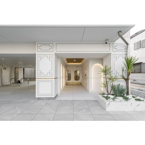 18/19 エントランス