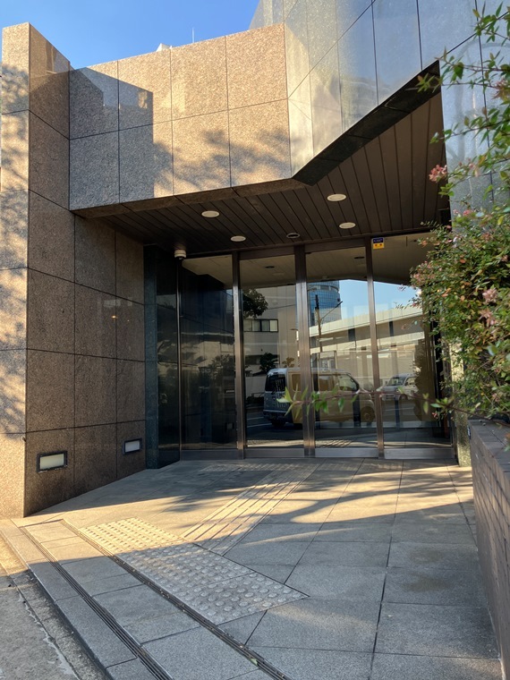 16/24 エントランス