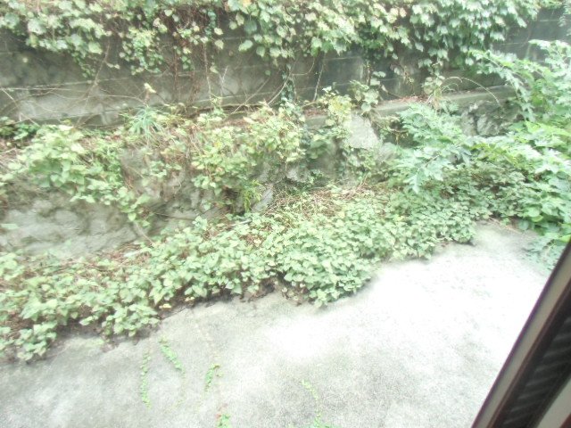 15/28 バルコニー