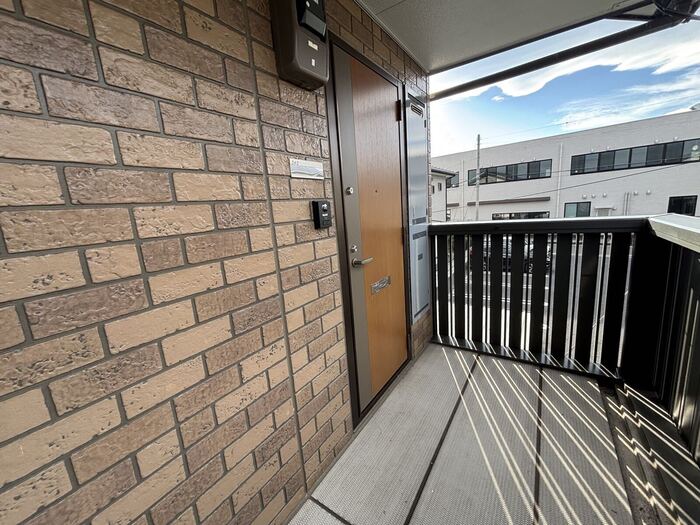 19/22 エントランス