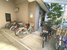 4/4 エントランス