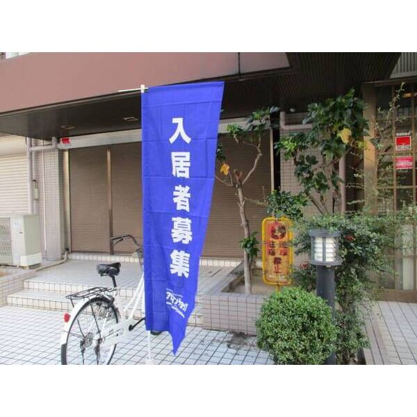 16/16 エントランス