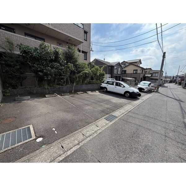3/10 駐車場