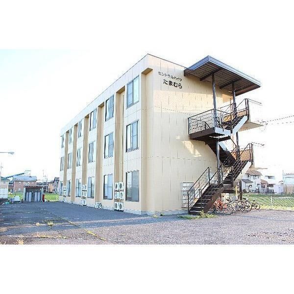 13/23 エントランス