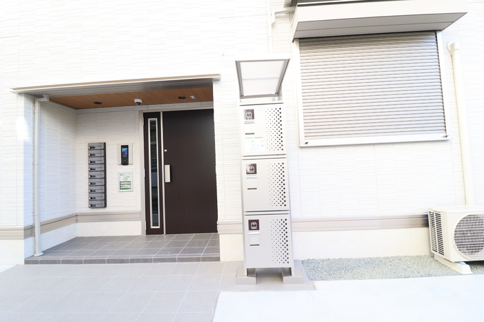 14/16 エントランス