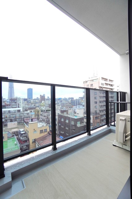 16/20 バルコニー