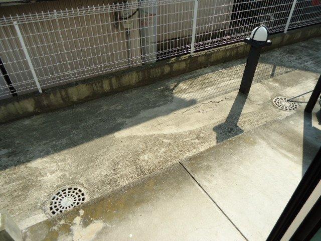 18/23 バルコニー