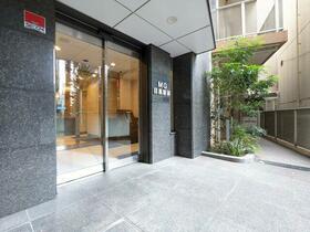 14/15 エントランス