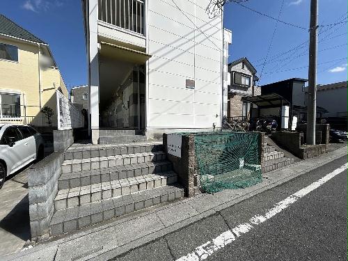 14/20 エントランス