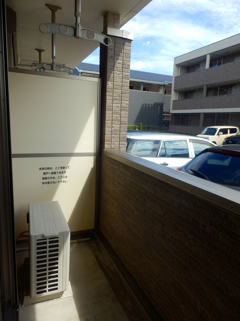 16/27 バルコニー