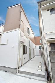 21/30 エントランス