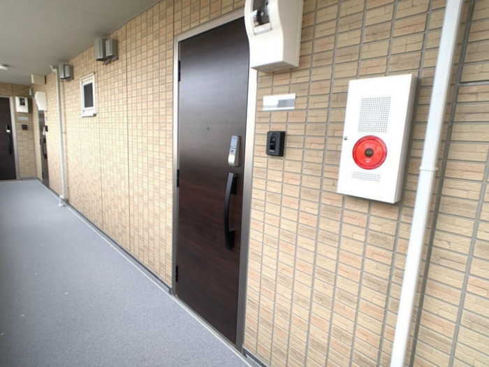 19/23 エントランス