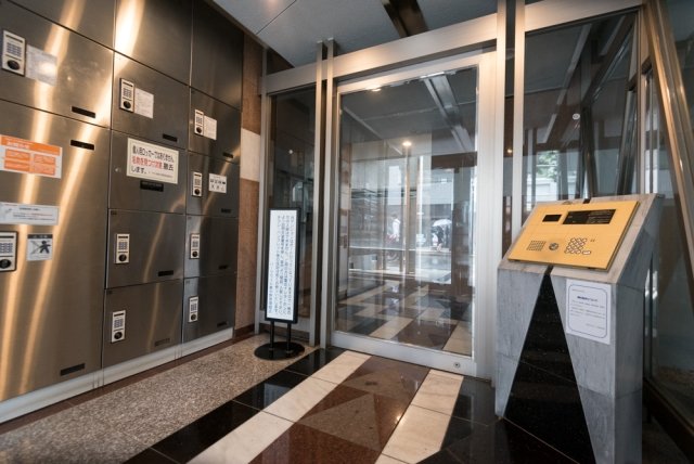 建物エントランス