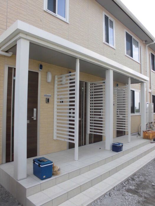 16/22 エントランス