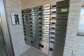 15/16 エントランス