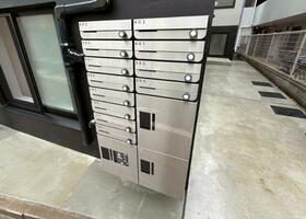 16/25 エントランス