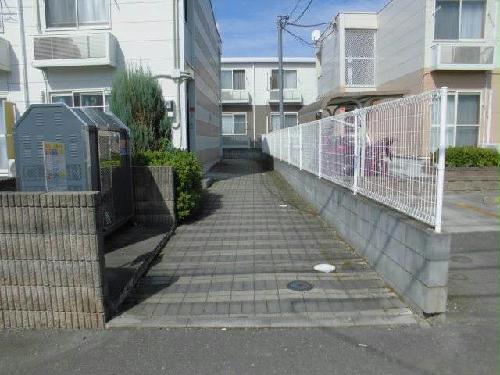 14/25 エントランス