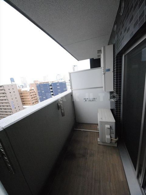 19/30 バルコニー