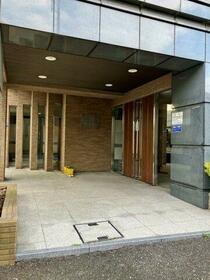 16/22 エントランス