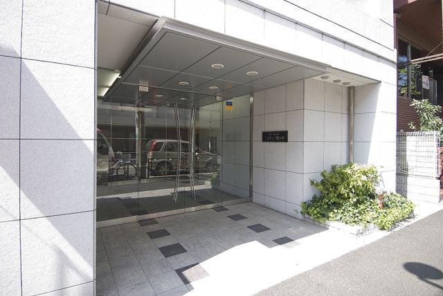 2/5 エントランス