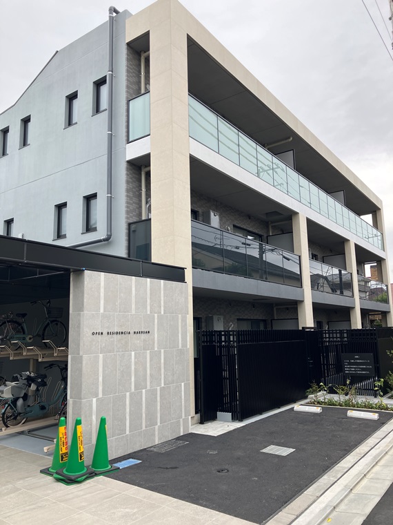 オープンレジデンシア白山の外観