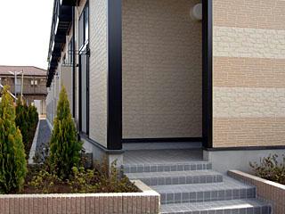 14/23 エントランス