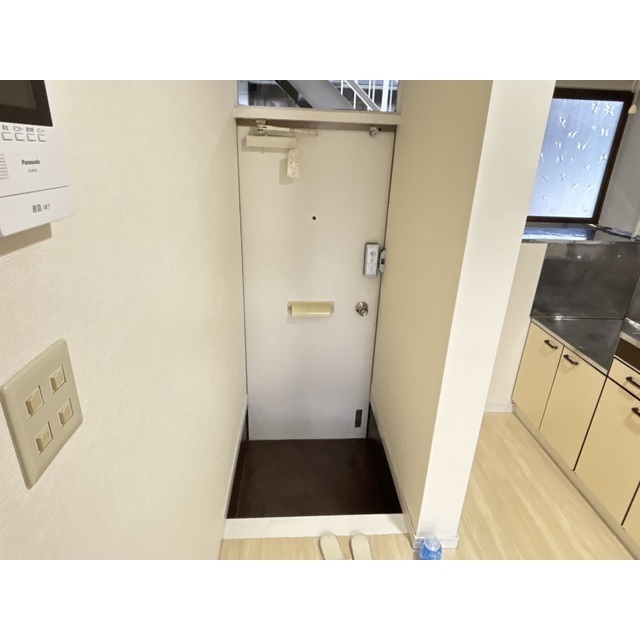 15/16 エントランス