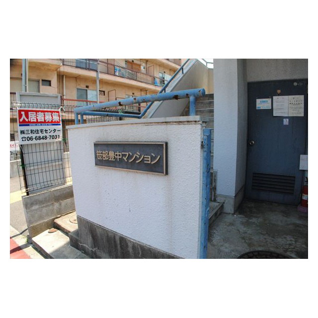 19/26 エントランス