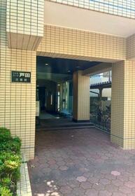 16/16 エントランス