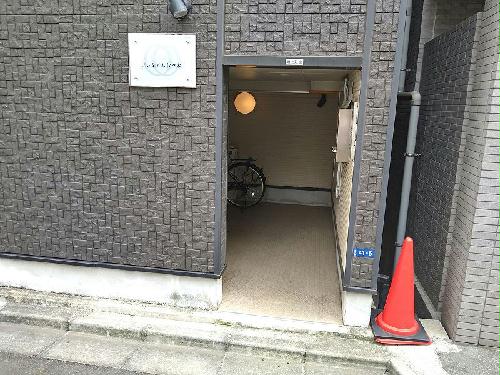 14/14 エントランス