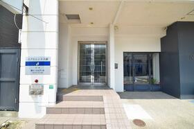 14/14 エントランス