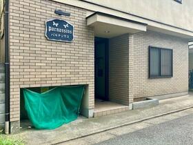 16/26 エントランス