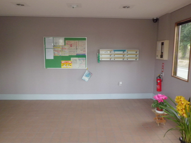 21/23 エントランス