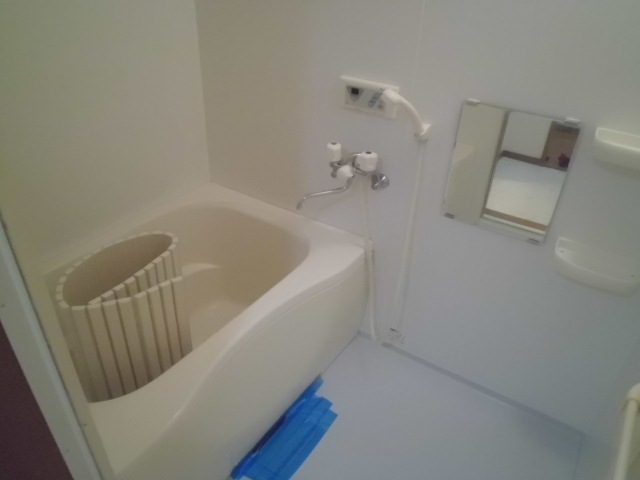 15/23 浴室