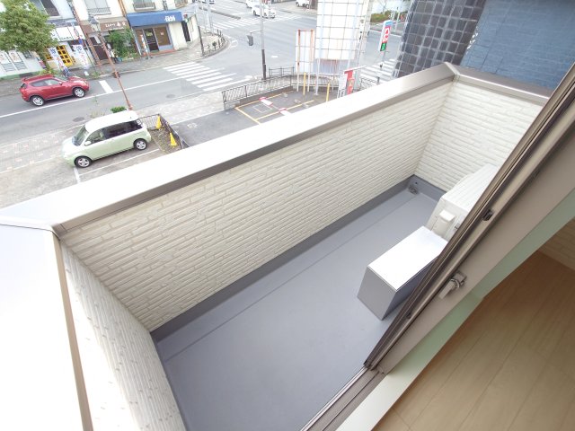 18/19 バルコニー