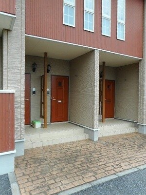 19/26 エントランス