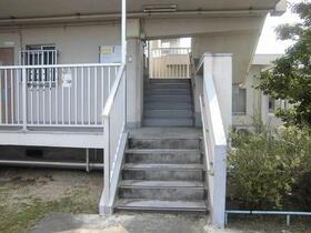 15/16 エントランス