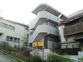 3/3 エントランス