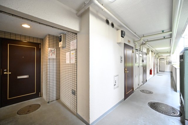 6/11 エントランス