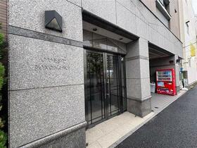 2/2 エントランス