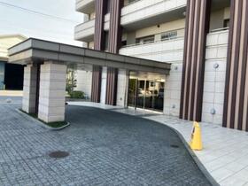 2/2 エントランス